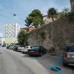 Apartman Too Sweet 1, Split