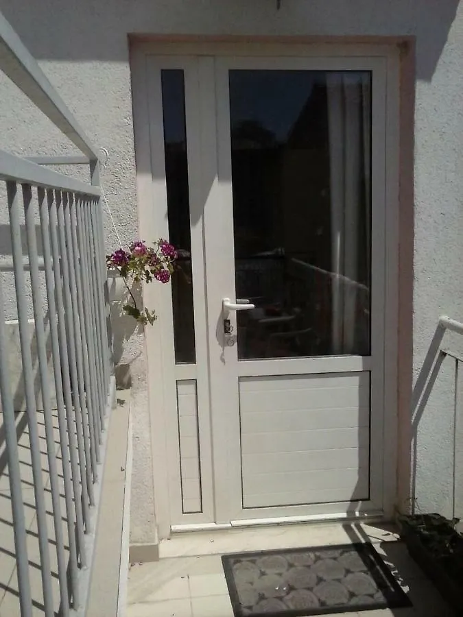 Delux Apartments Vele 0*, Split Croatia
